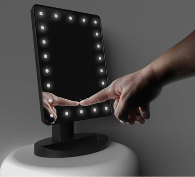 Smarter Makeup - LED Touch Spiegel